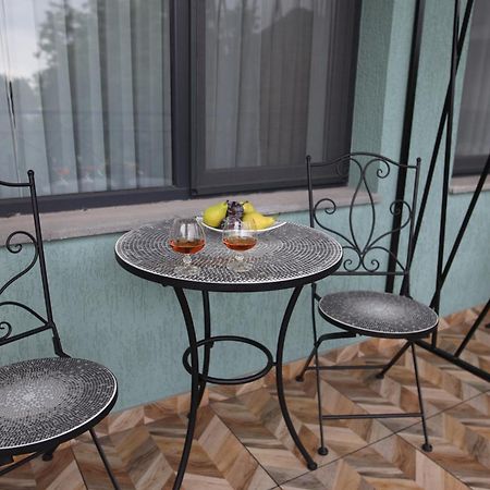 Bmg Hotel By Grigoryans Group Gorisz Kültér fotó