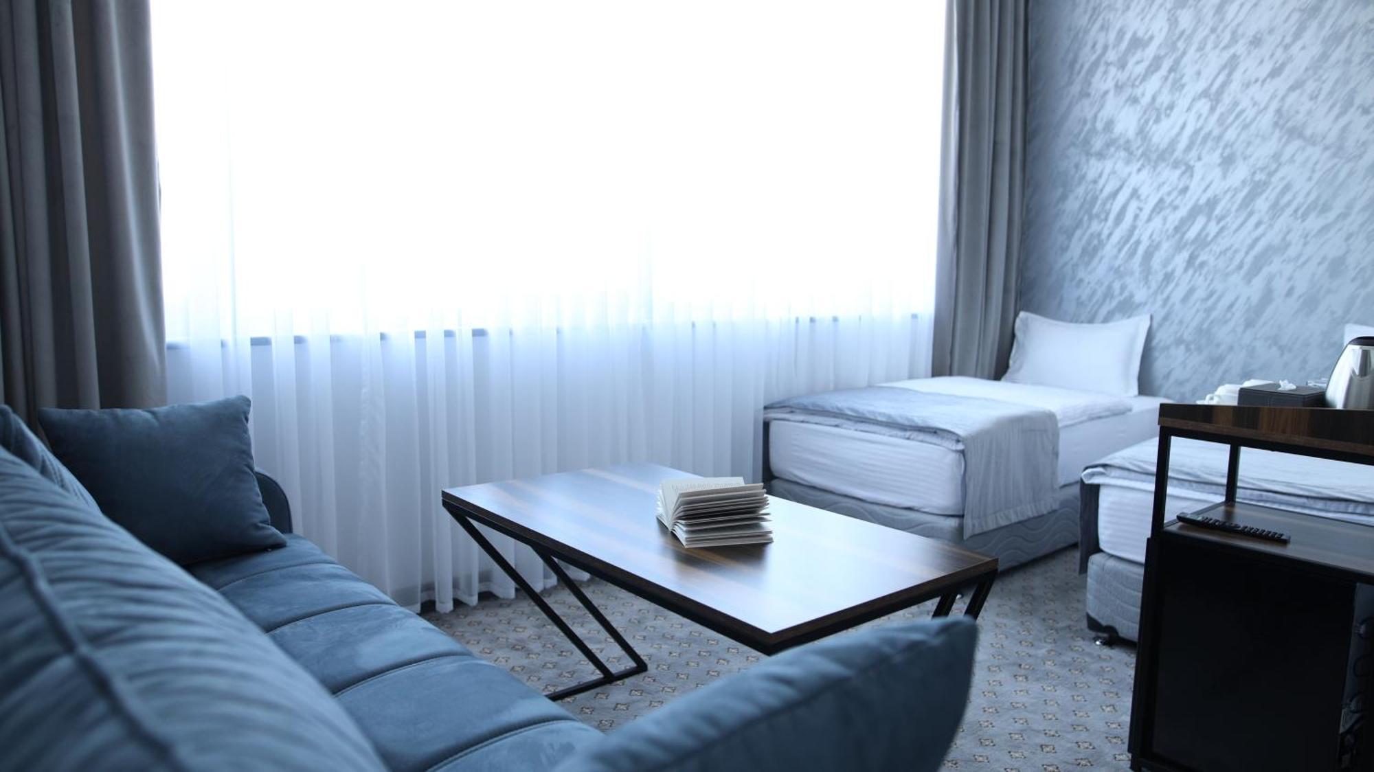 Bmg Hotel By Grigoryans Group Gorisz Kültér fotó