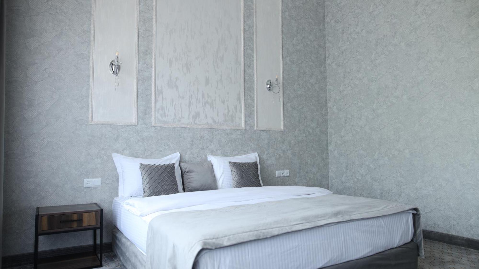 Bmg Hotel By Grigoryans Group Gorisz Kültér fotó
