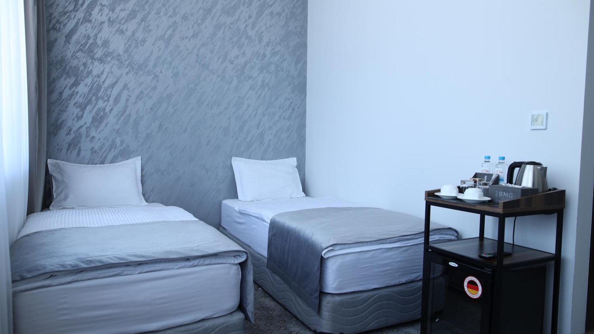 Bmg Hotel By Grigoryans Group Gorisz Kültér fotó