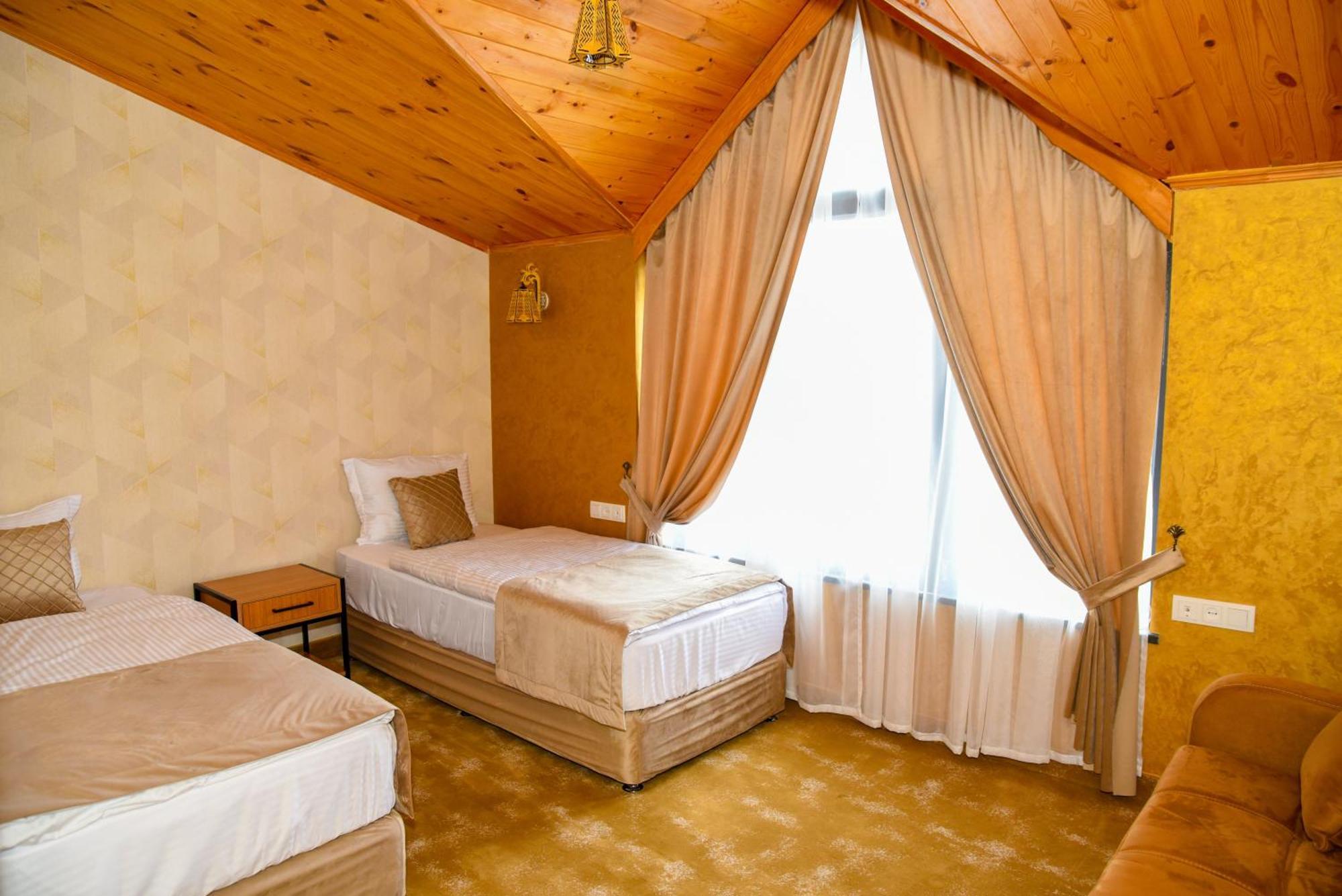 Bmg Hotel By Grigoryans Group Gorisz Kültér fotó