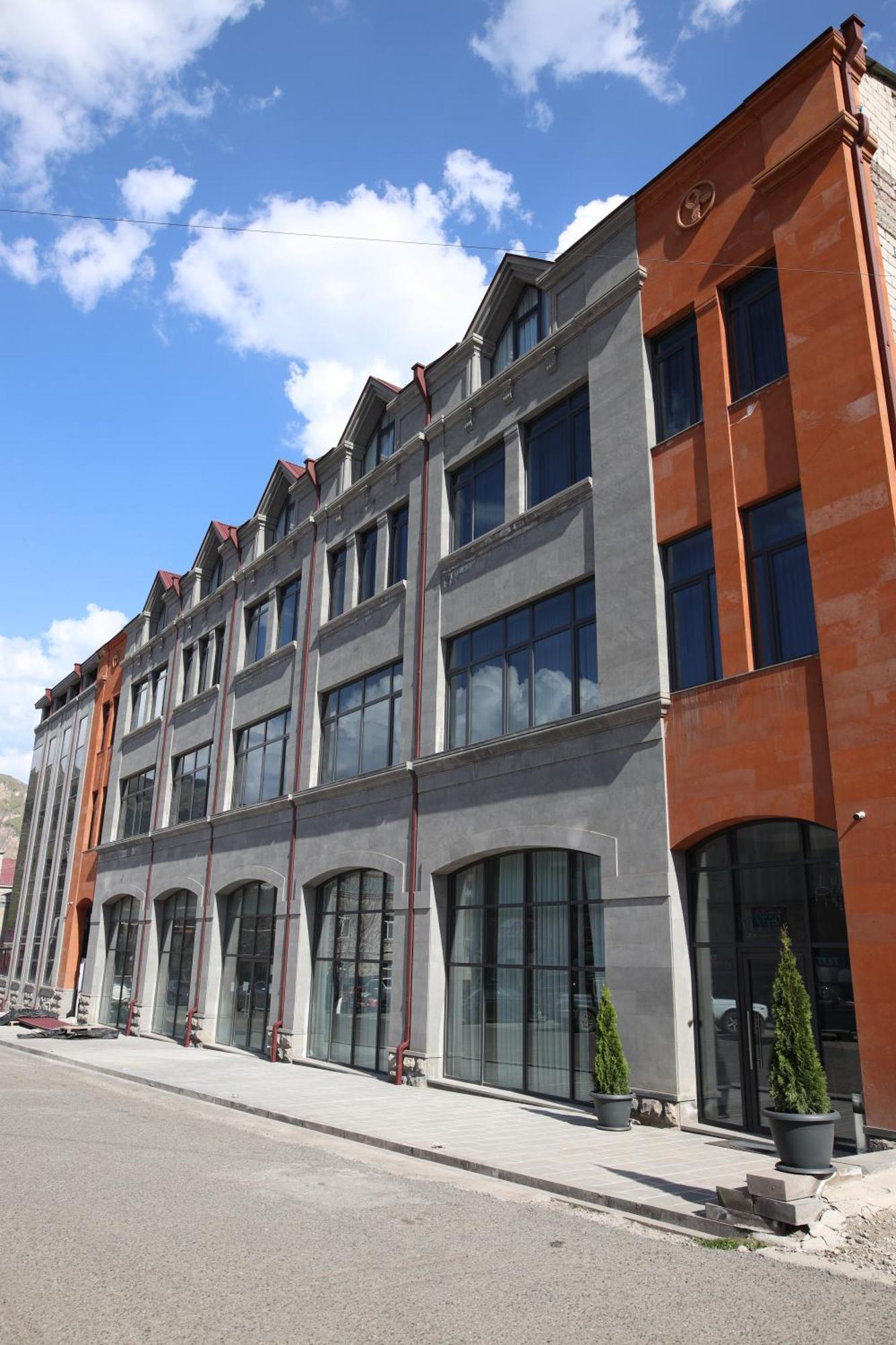 Bmg Hotel By Grigoryans Group Gorisz Kültér fotó